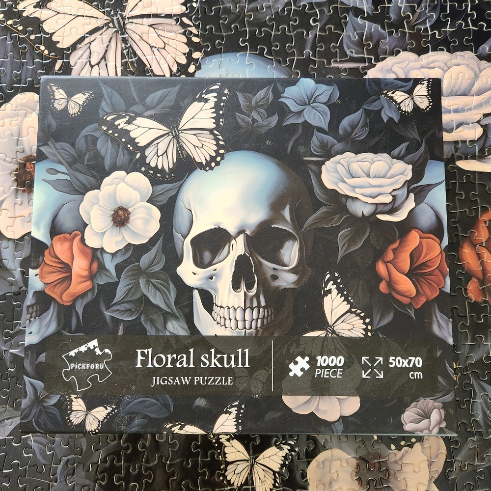 FLORAL SKULL 1,000-PIECE JIGSAW PUZZLE WITH POSTER COMPLETE